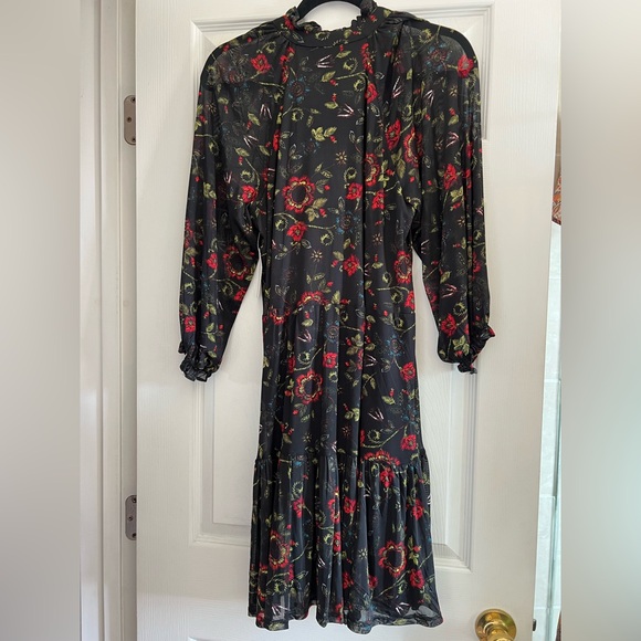 Floral mesh fabric dress - Picture 2 of 5